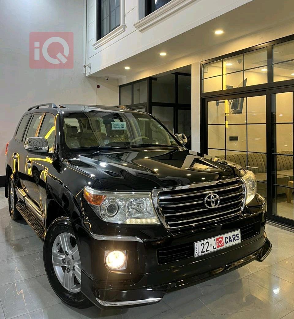 تويوتا لاندكروزر